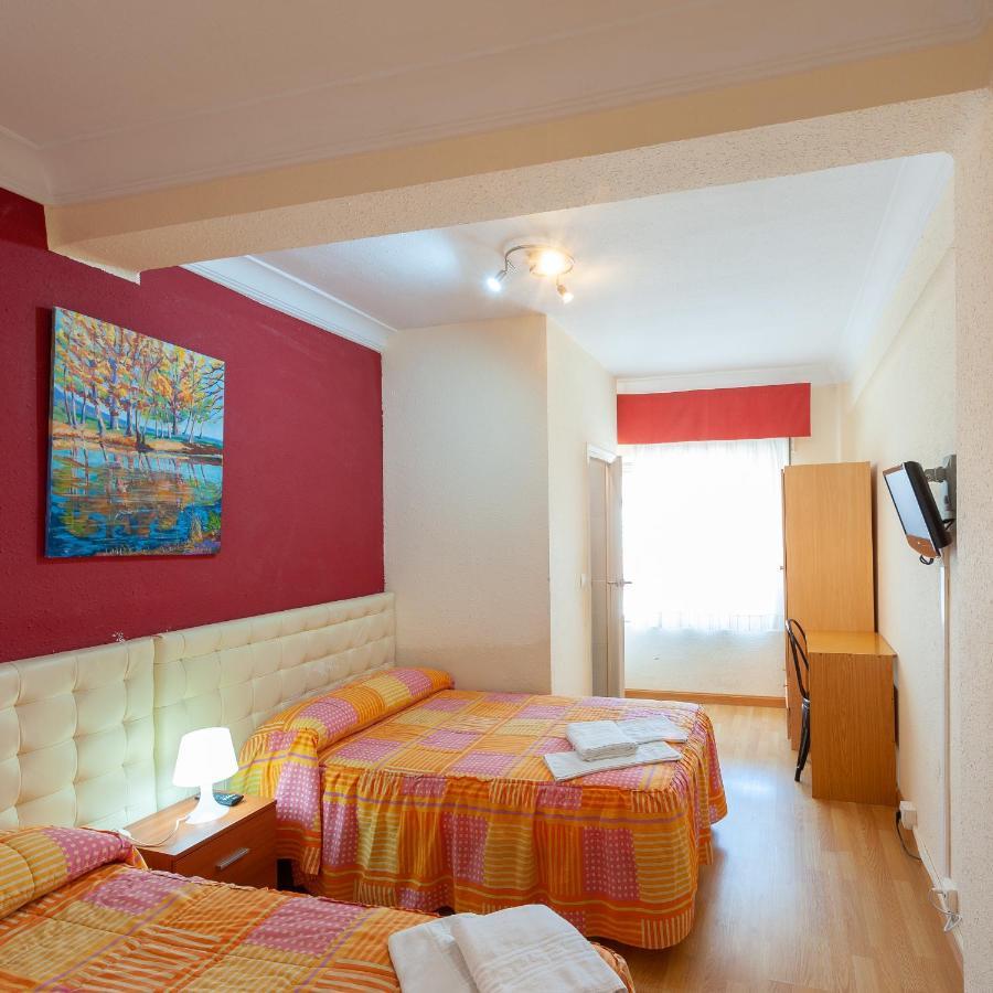 Hostal Manjon Burgos Exterior foto
